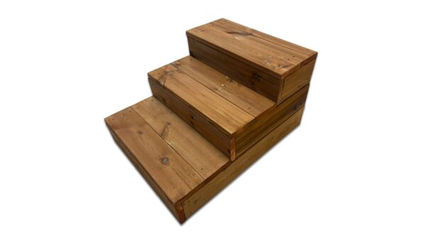 Fa lépcsőfokok 66 cm